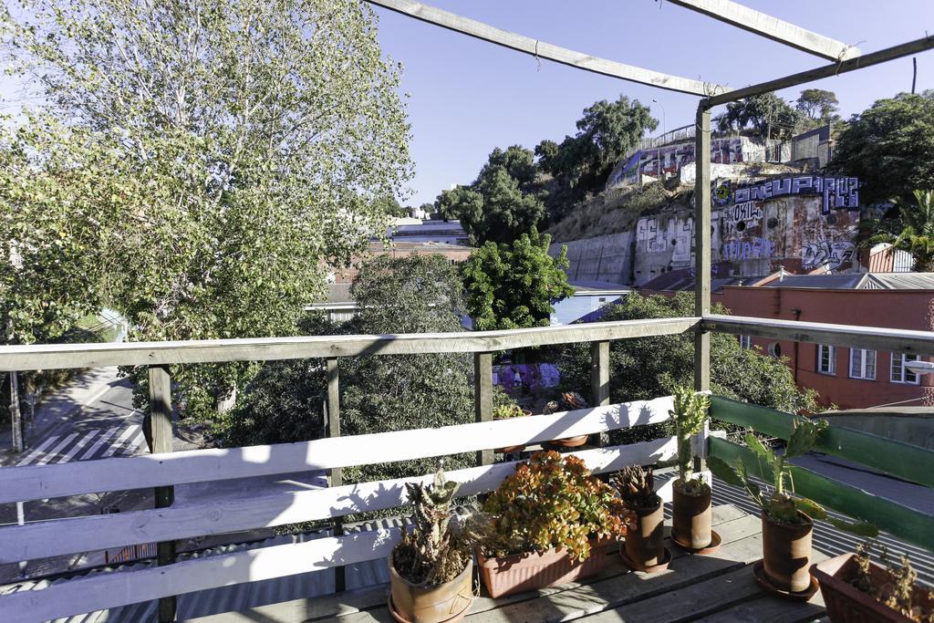 Hostal Casa Verde Limon Valparaiso Exterior photo